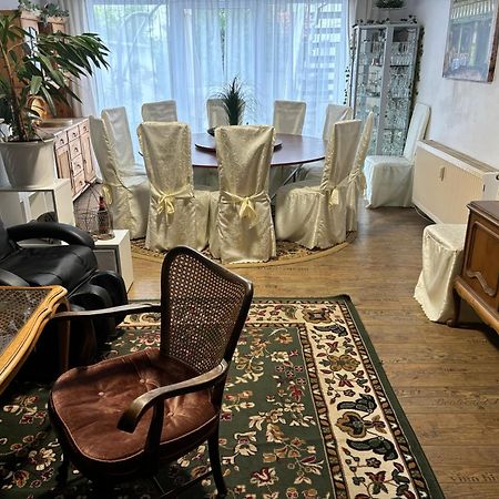 Eifeltoerchen Bed & Breakfast Kirchheim  Eksteriør bilde